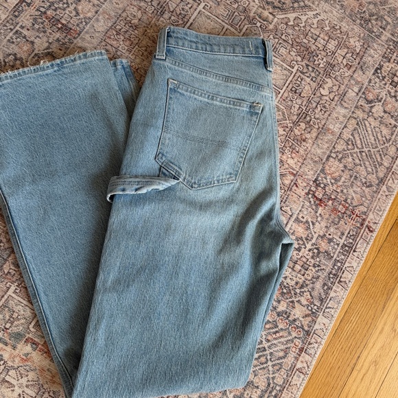 Abercrombie & Fitch Ultra 90’s High Rise Relaxed Jean with Carpenter Details - Picture 8 of 8